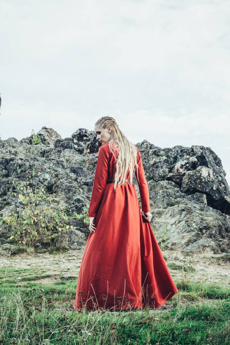 Wikinger Damen Unterkleid in Rot (ANBIETUNG)