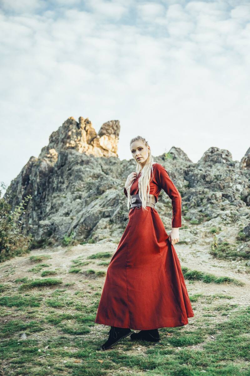 Wikinger Damen Unterkleid in Rot (ANBIETUNG)