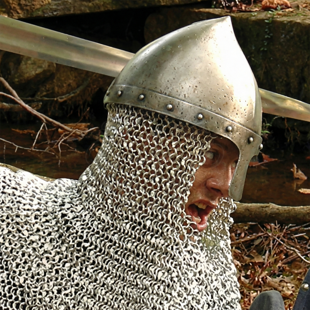 Normandische helm met neusbeschermer – Frygische stijl, zonder maliënkolder-halsbescherming