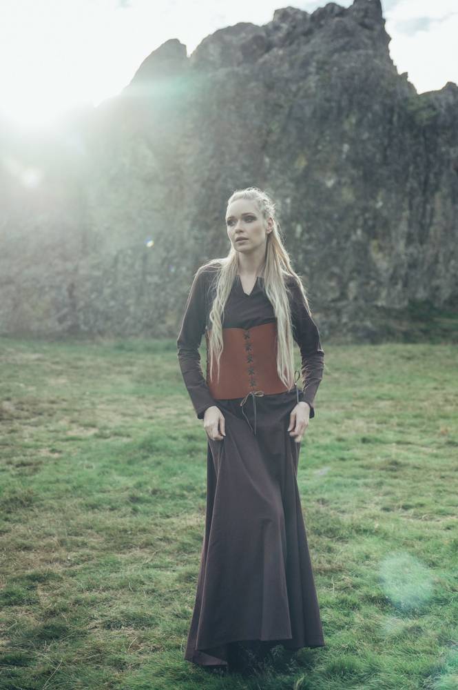 Wikinger Damen Unterkleid in Braun (ANBIETUNG)