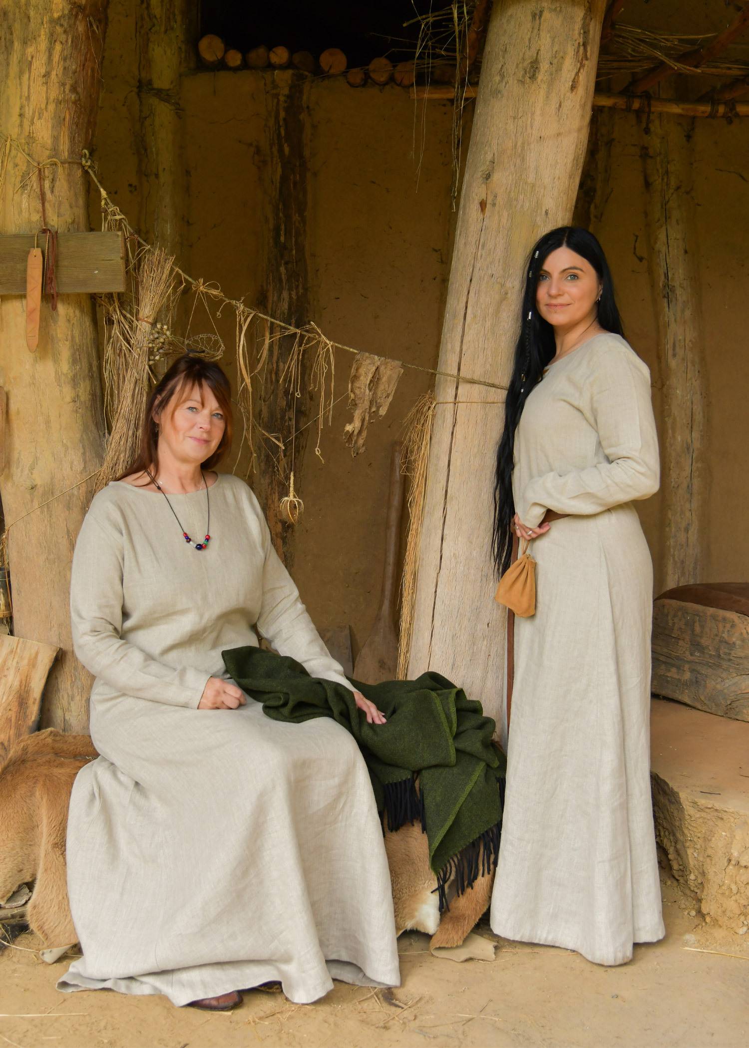 Natuurkleurige Vikingjurk van 100% linnen