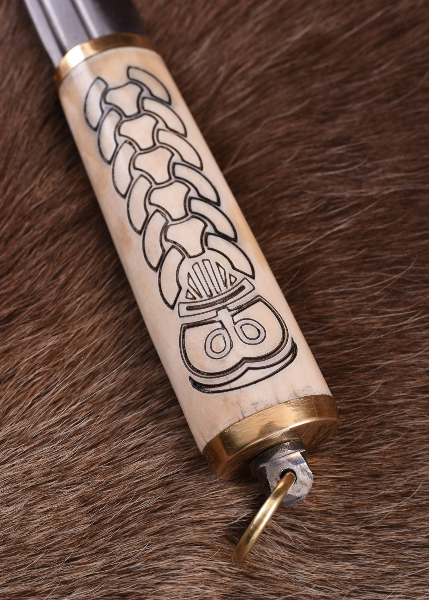 Klein Viking-saxmes met een handvat van been/messing in Oudnoorse stijl