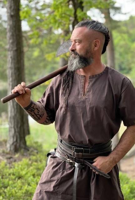 Viking tuniek korte mouwen in Bruin