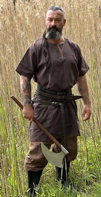 Viking tuniek korte mouwen in Bruin