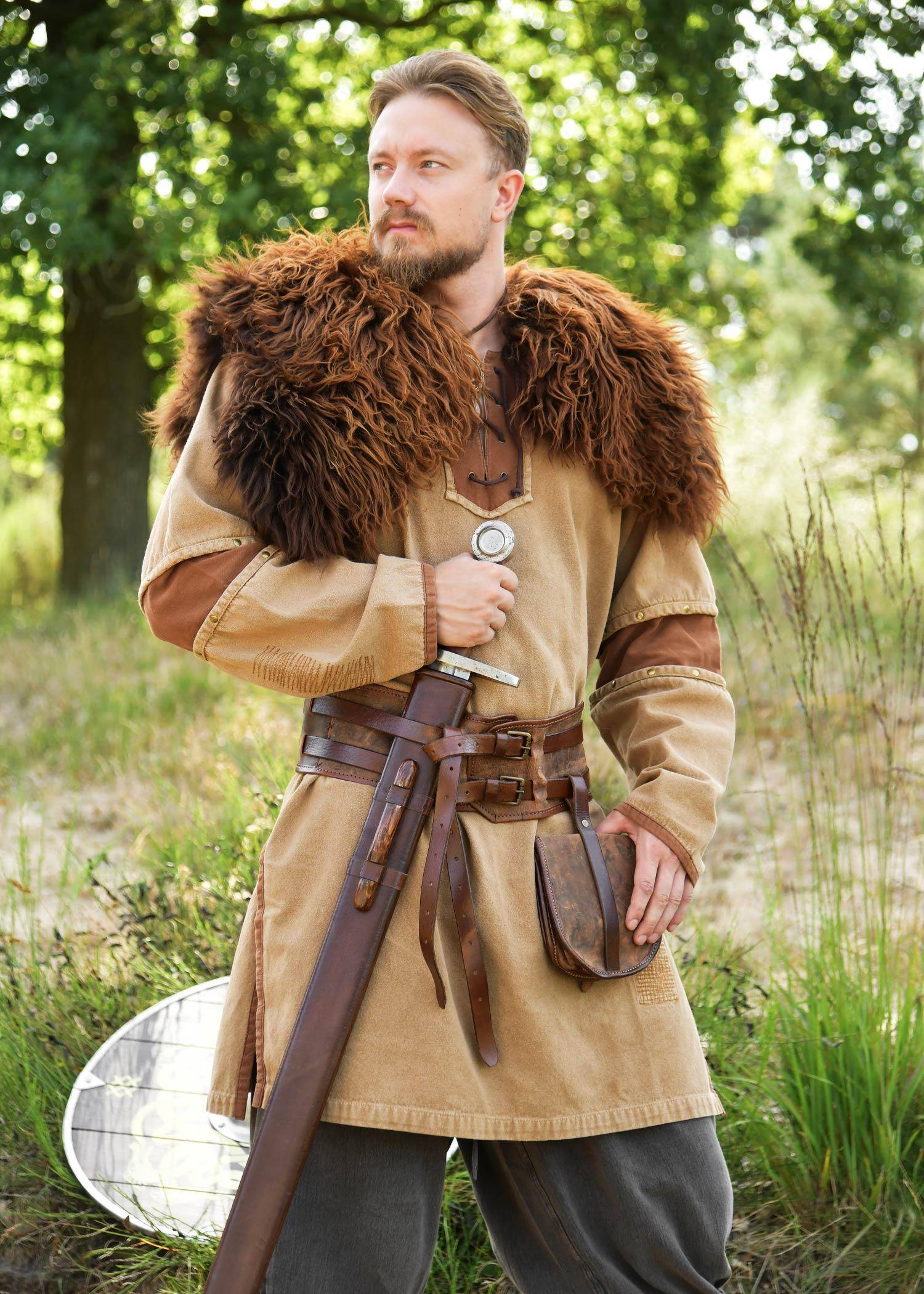 Viking / Middeleeuwse Tuniek in Beigebruin voor heren met een used look