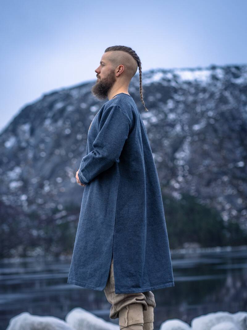 Wikinger Tunika mit Urnes-Stil Handstickerei Grau/Blau