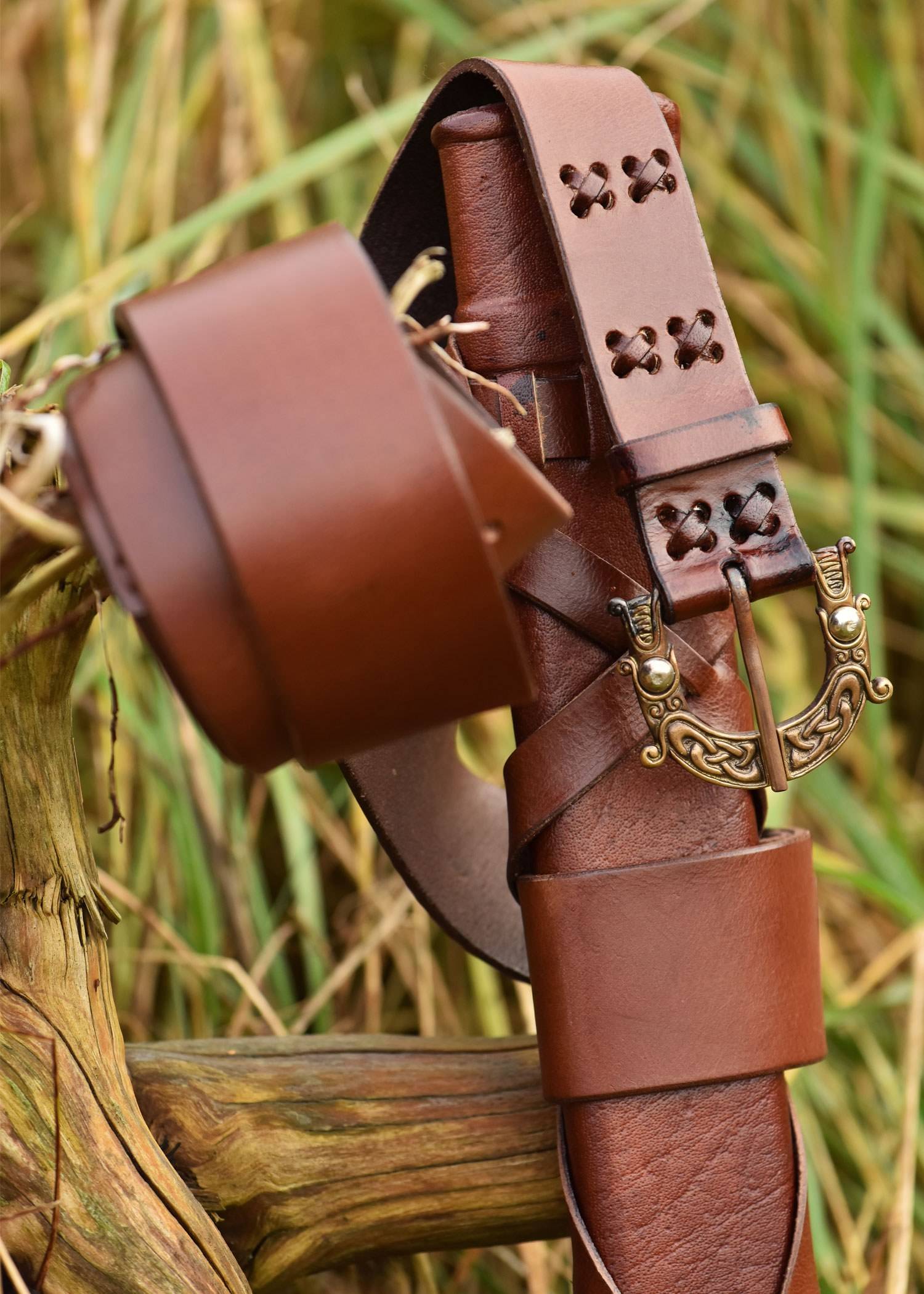 Viking Zwaardschede met Riem en Bronzen Gesp, diverse lengtes