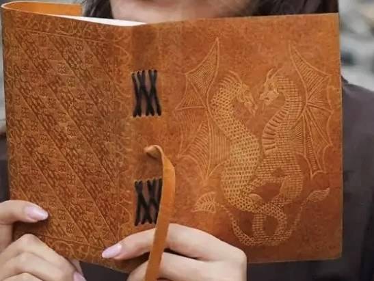 Handgemaakt leren Notitieboek met Draken