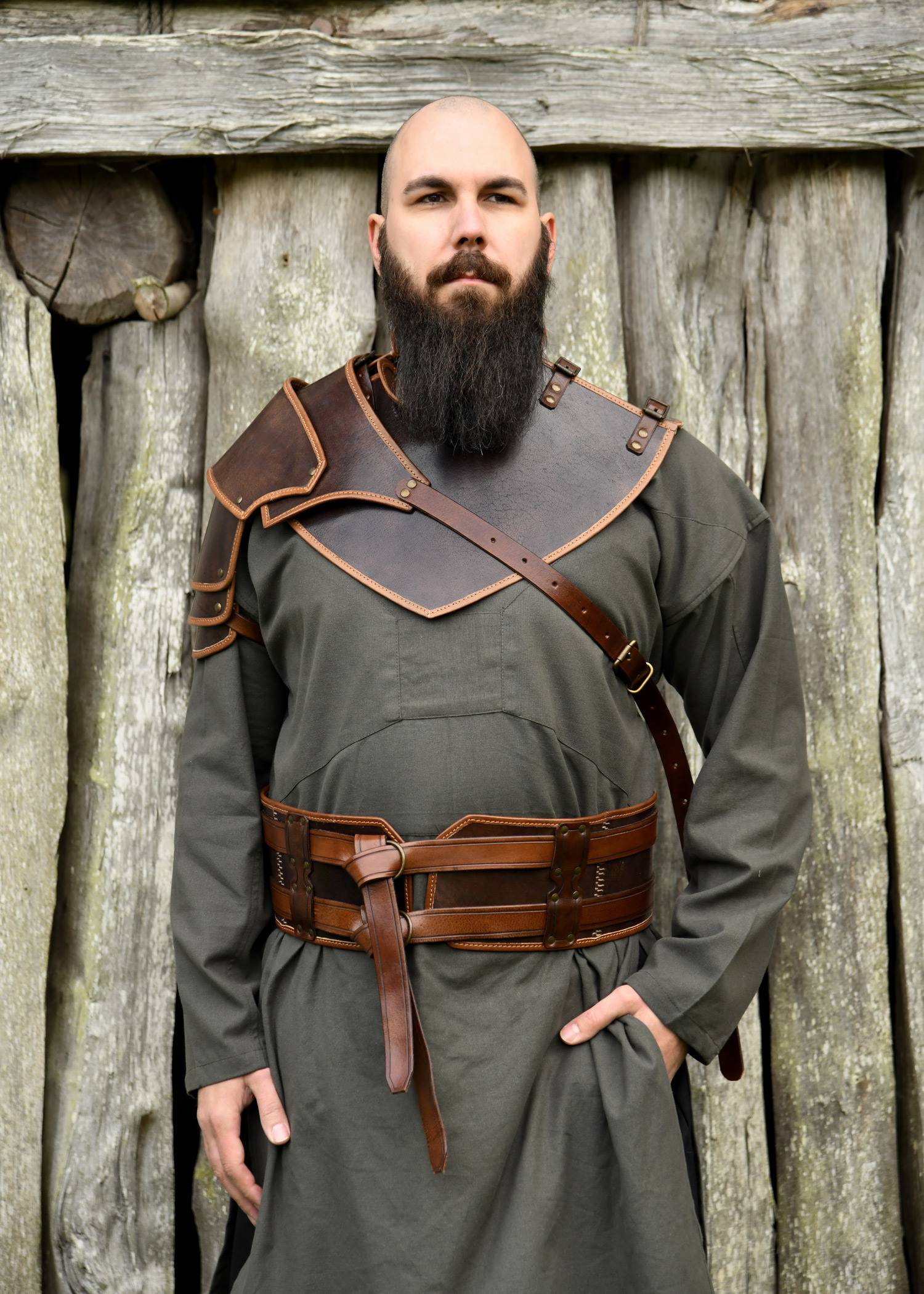 Ragnar leren halskraag, bruin – Leren halsbeschermer (gorget)