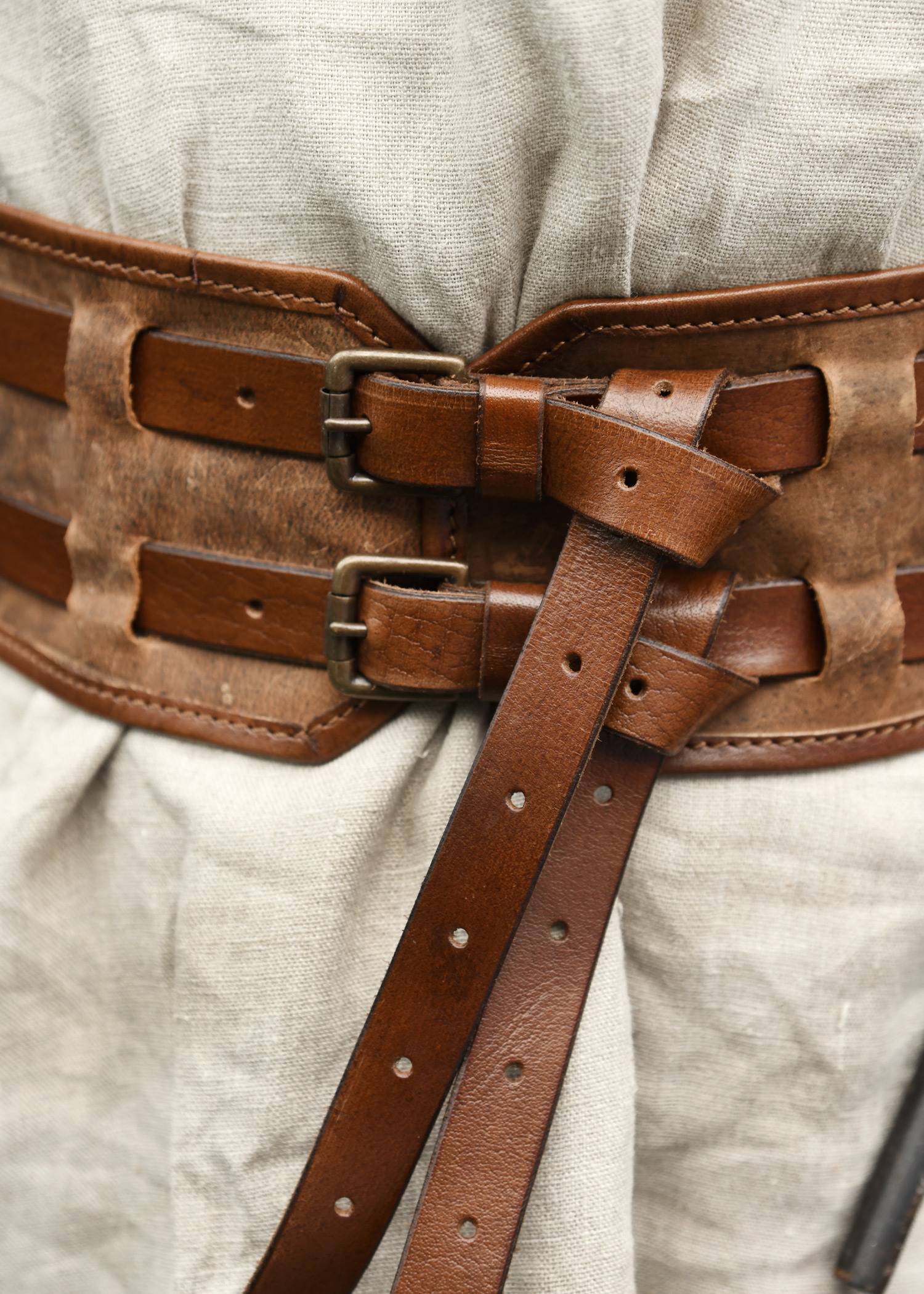 ​Mittelalter Gürtel aus Fettleder