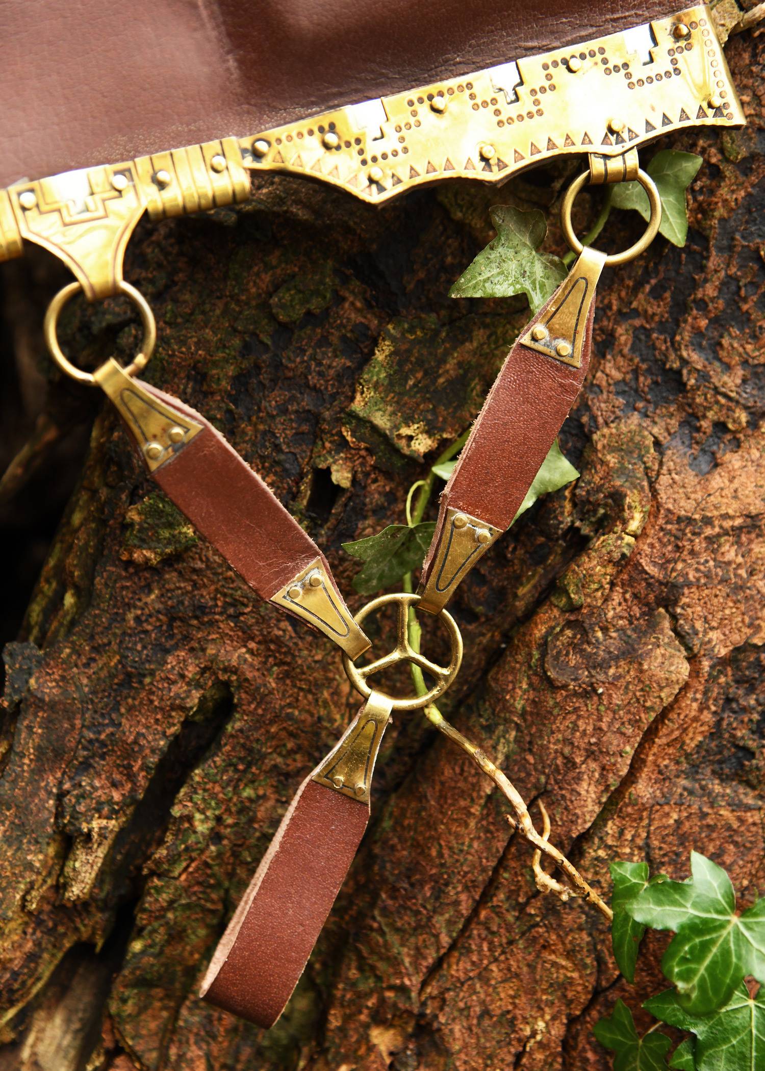 ​Wikingermesser mit Damastklinge und Holz-/Knochengriff mit Knotenmuster