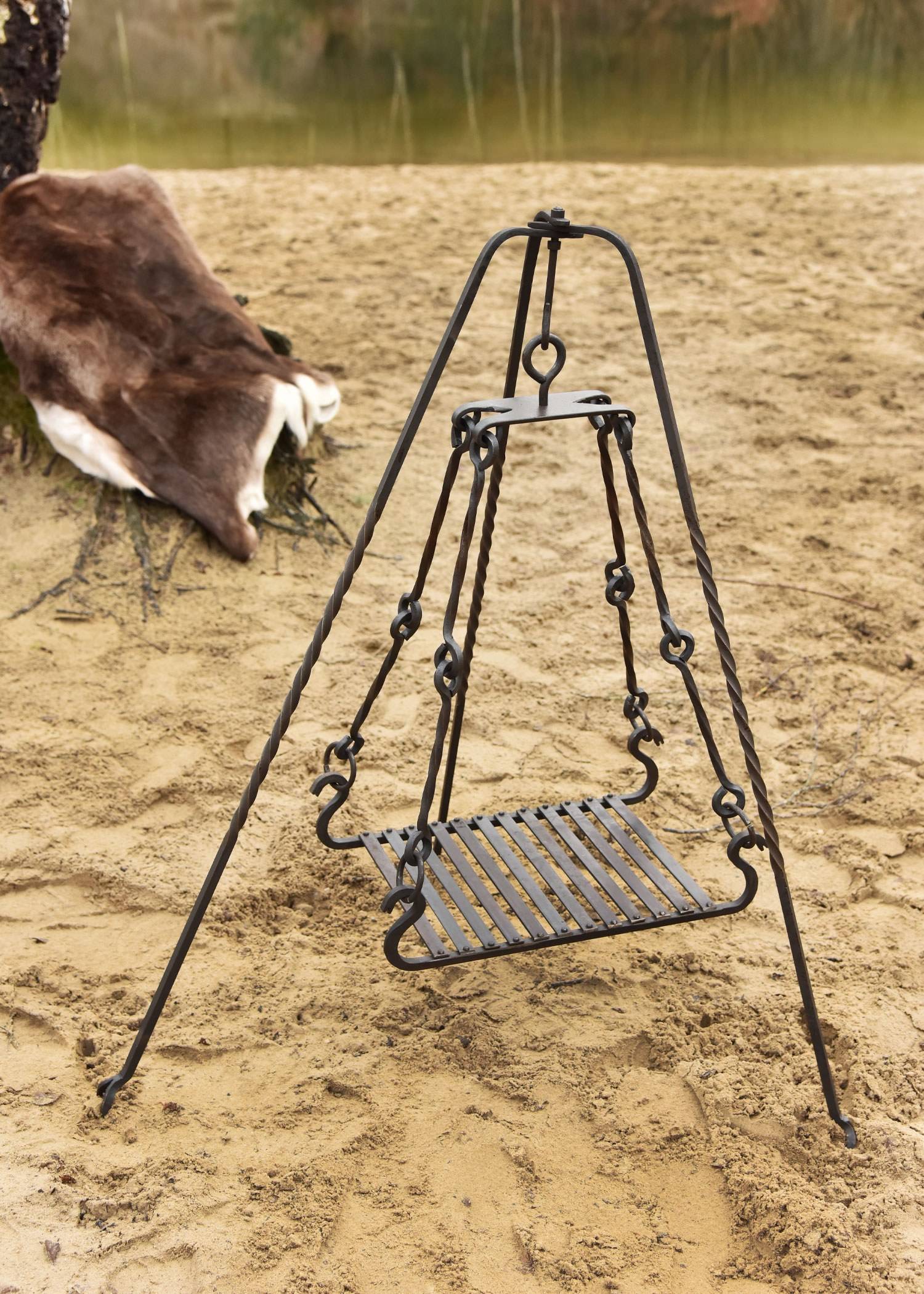 Middeleeuwse Gesmede Driepoot, ca.115 cm