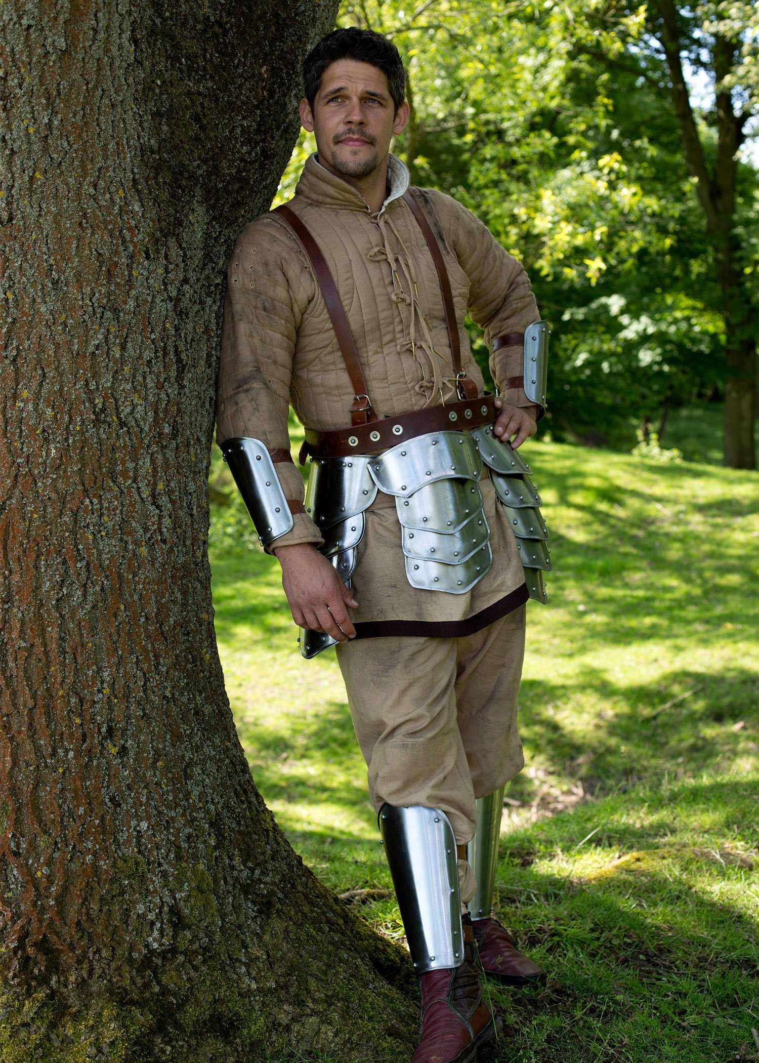 Beintaschen Warrior aus Stahl