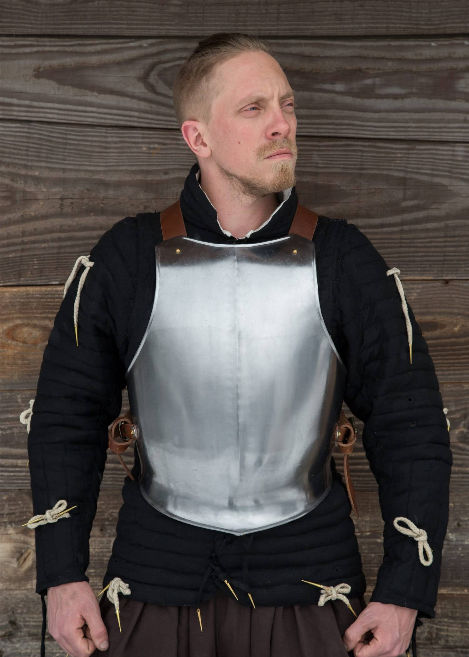 RFB Borstplaat voor LARP