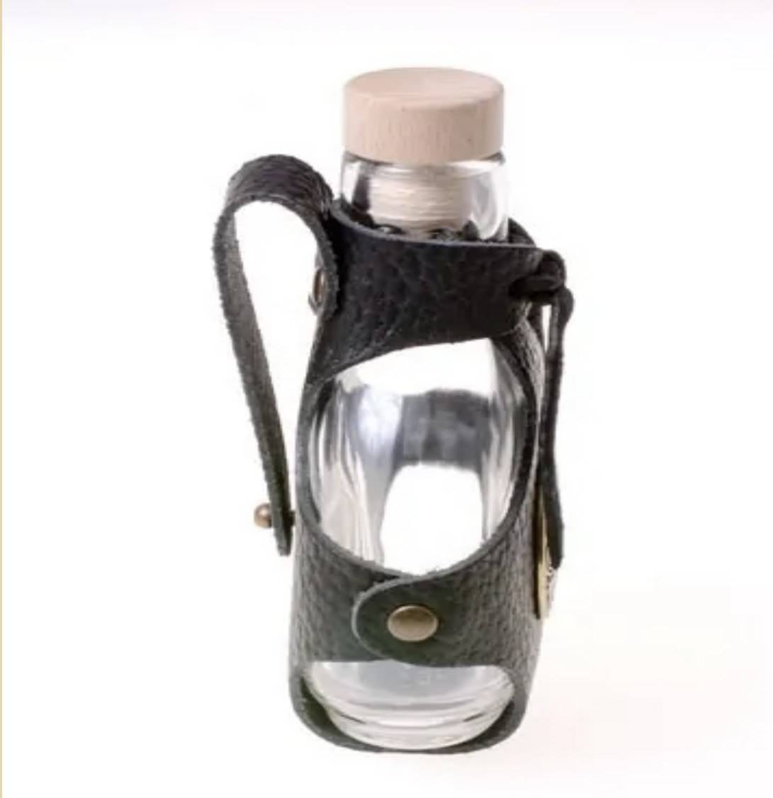 Heksen en Alchemisten Veldfles met leren houder voor 0,2 liter inhoud in Messing of Zilver