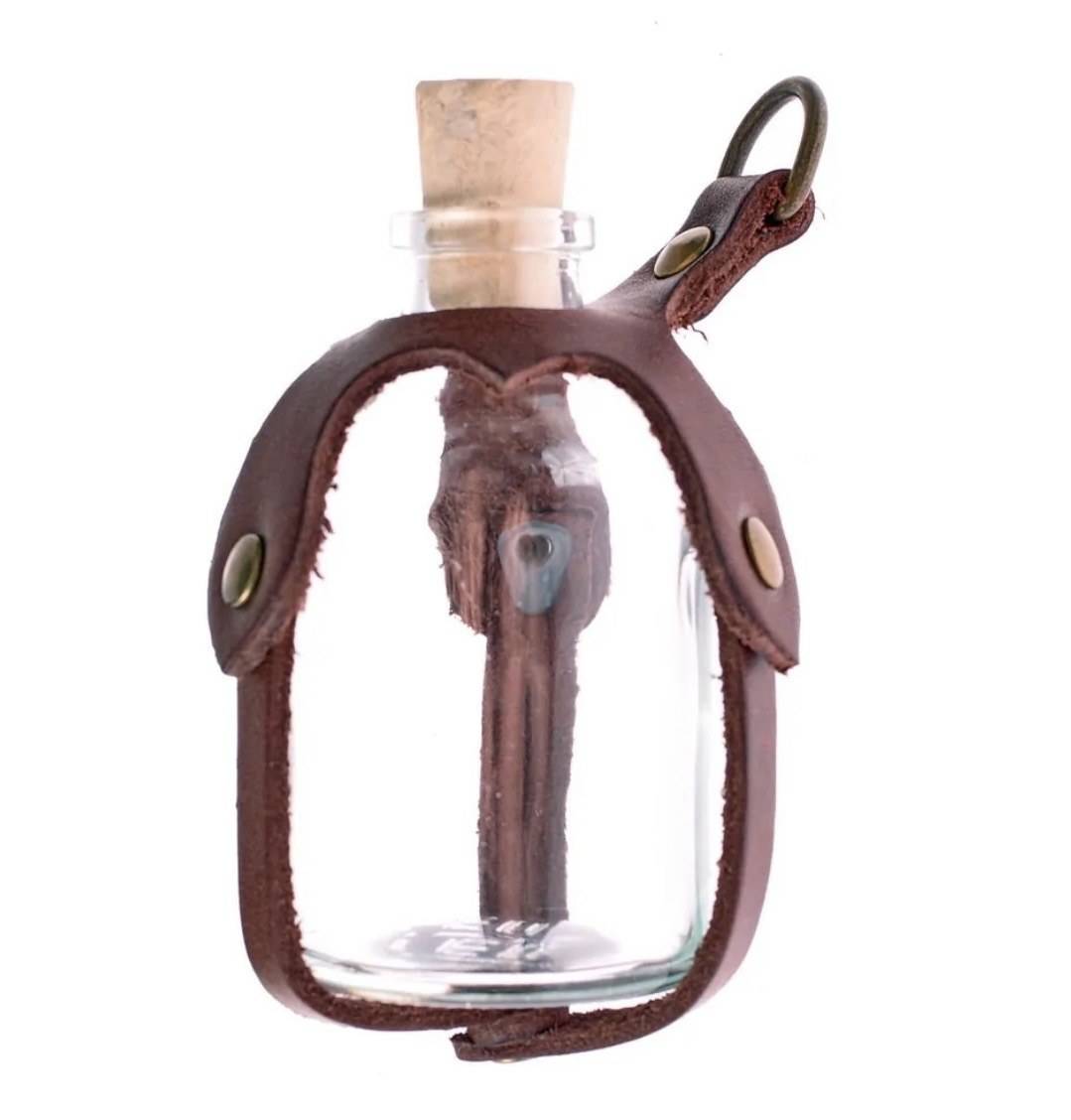 Heksen en Alchemisten Drankflesje, 50 ml in bruine leren houder