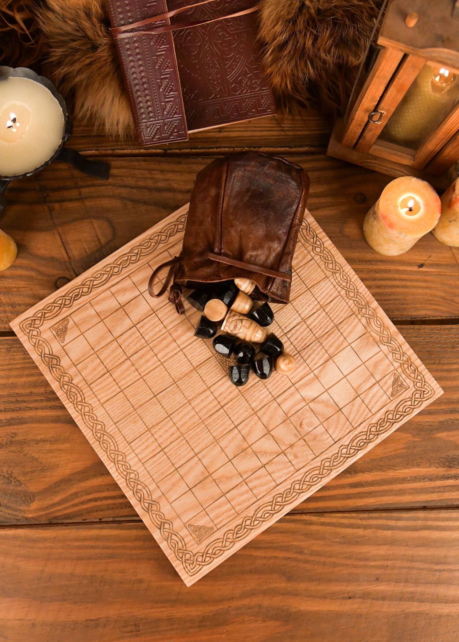 Hnefatafl – het houten bordspel van de Vikingen