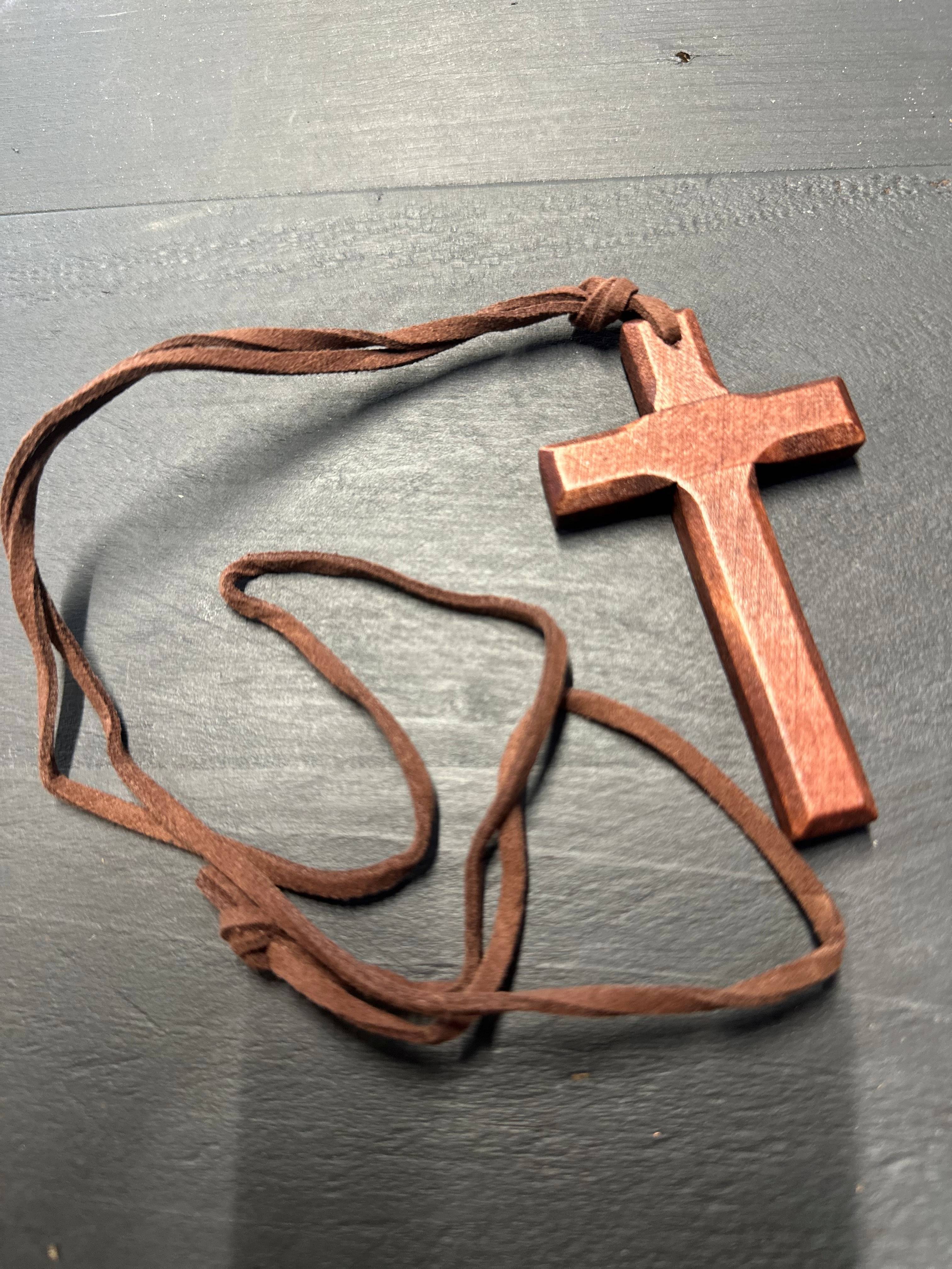 Monnik - Kruisvaarder - Pelgrim - Houten Kruis Hanger ca. 8.5 cm