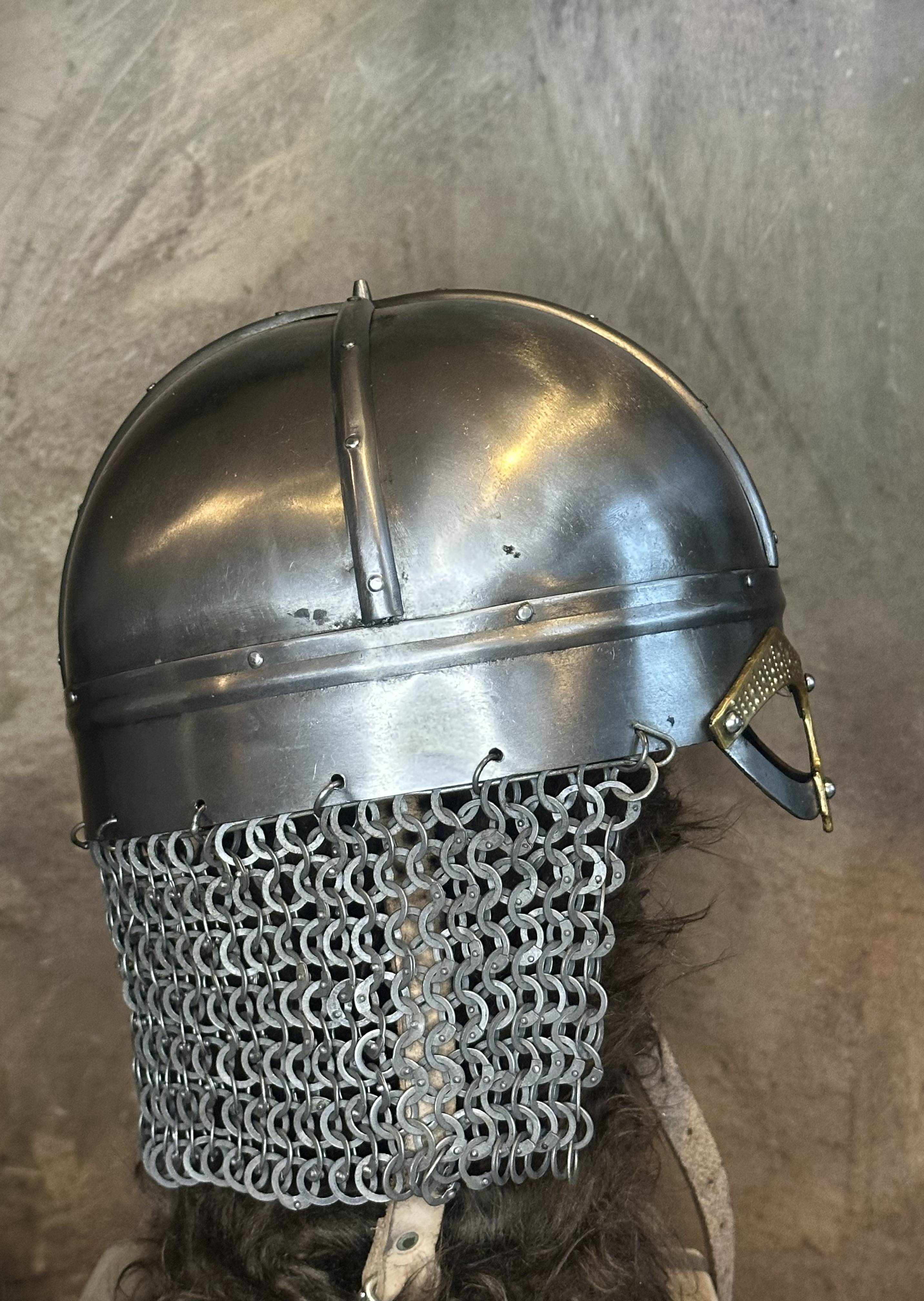 ​Een echte Viking Brilhelm gesmeed voor kinderen