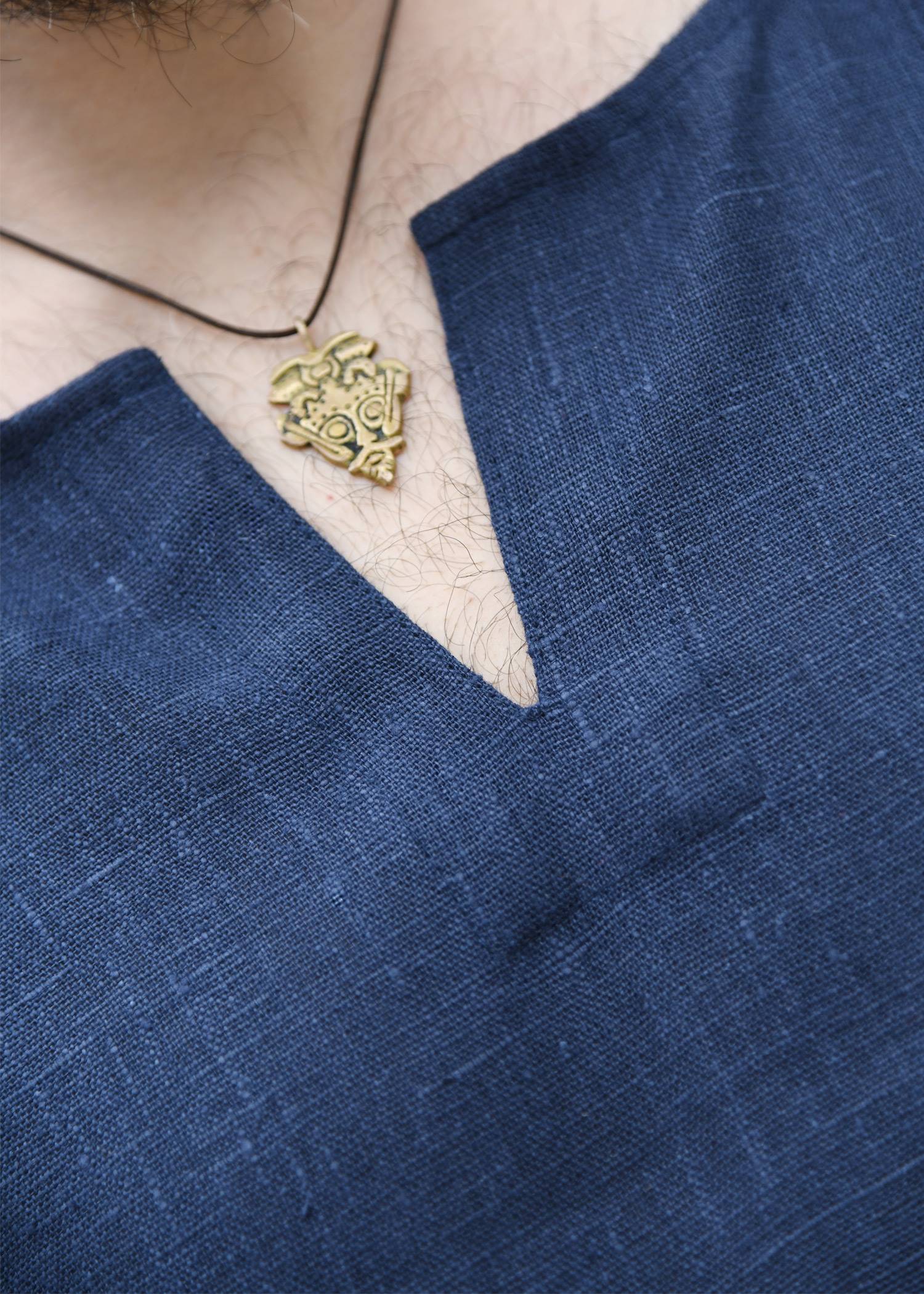 Middeleeuwse linnen tuniek, donkerblauw