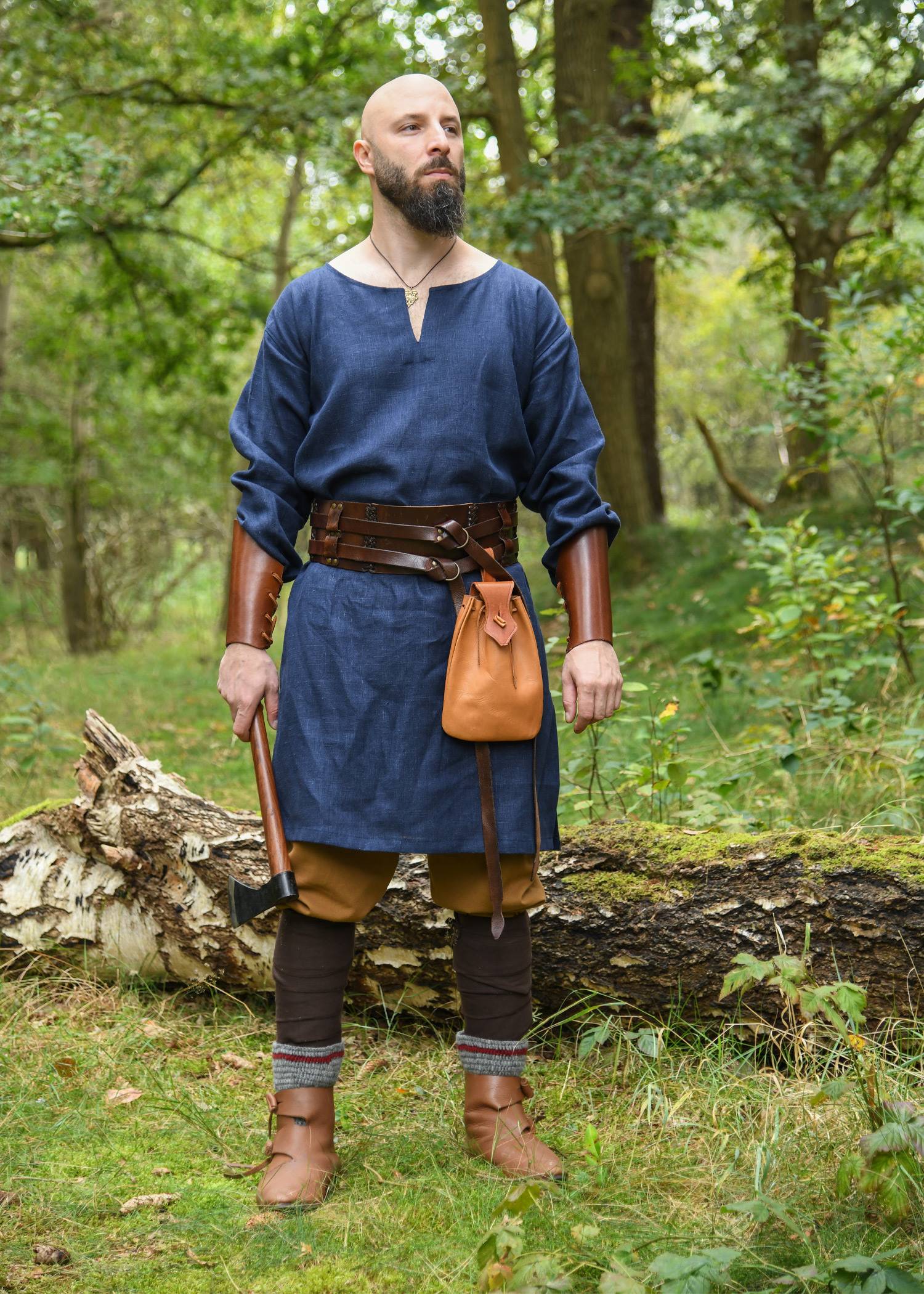 Middeleeuwse linnen tuniek, donkerblauw