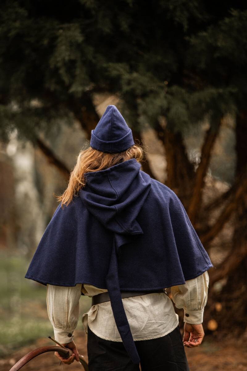 Robin-Hood-Hut, Wolle in Blau