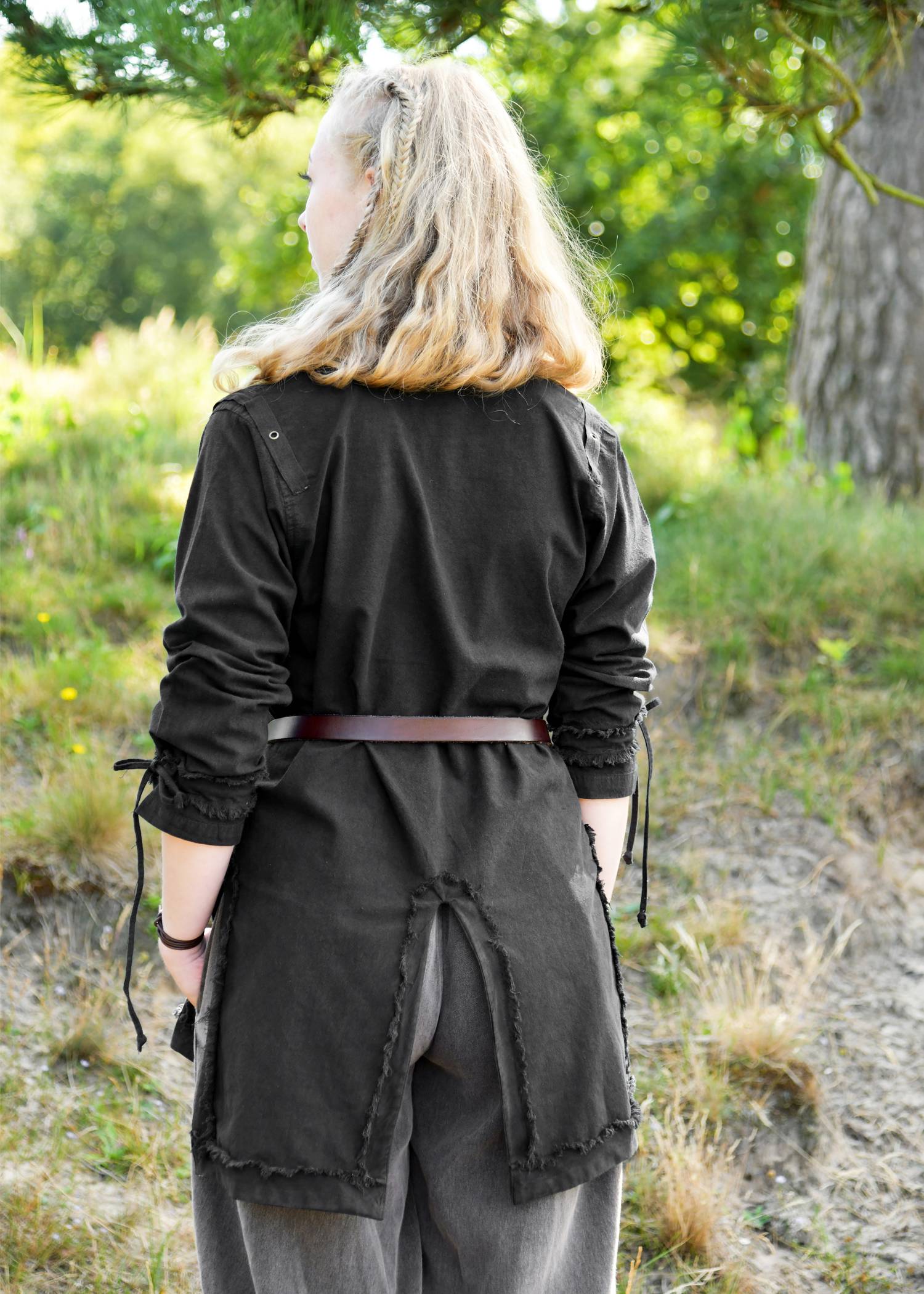 Middeleeuwse / Viking Tuniek in Zwart voor dames met een distressed look