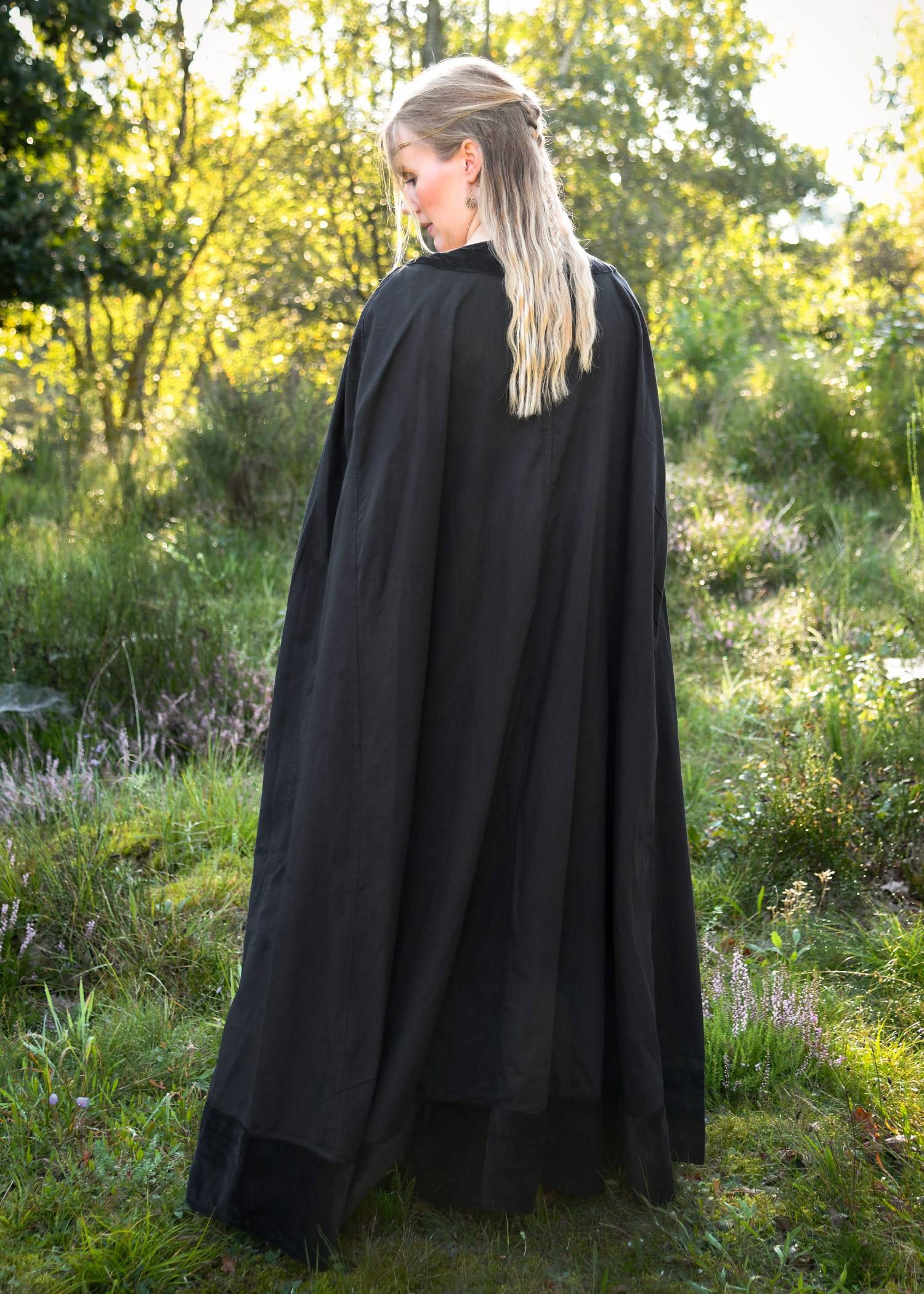 Middeleeuwse Cape met fluwelen bies, unisex, zwart
