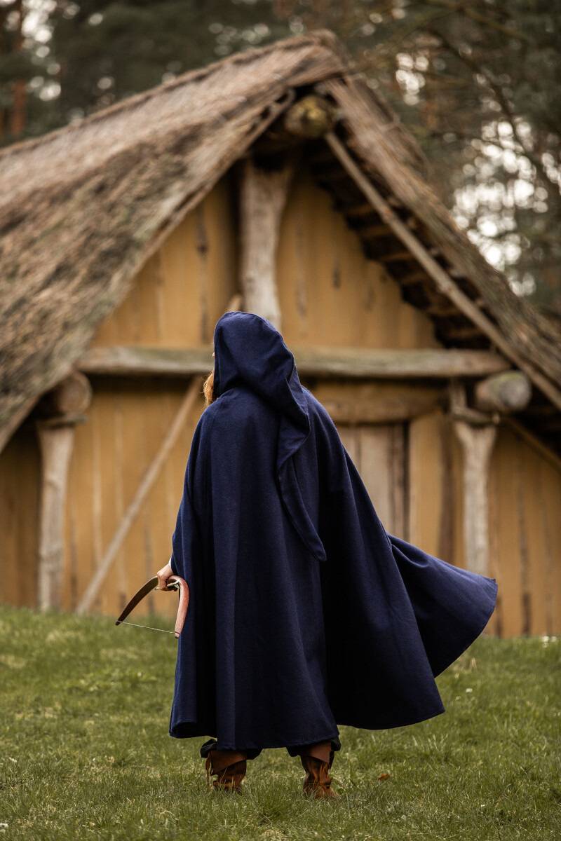 Middeleeuwse Wollen Cape in Blauw met lange Muts, 160 cm