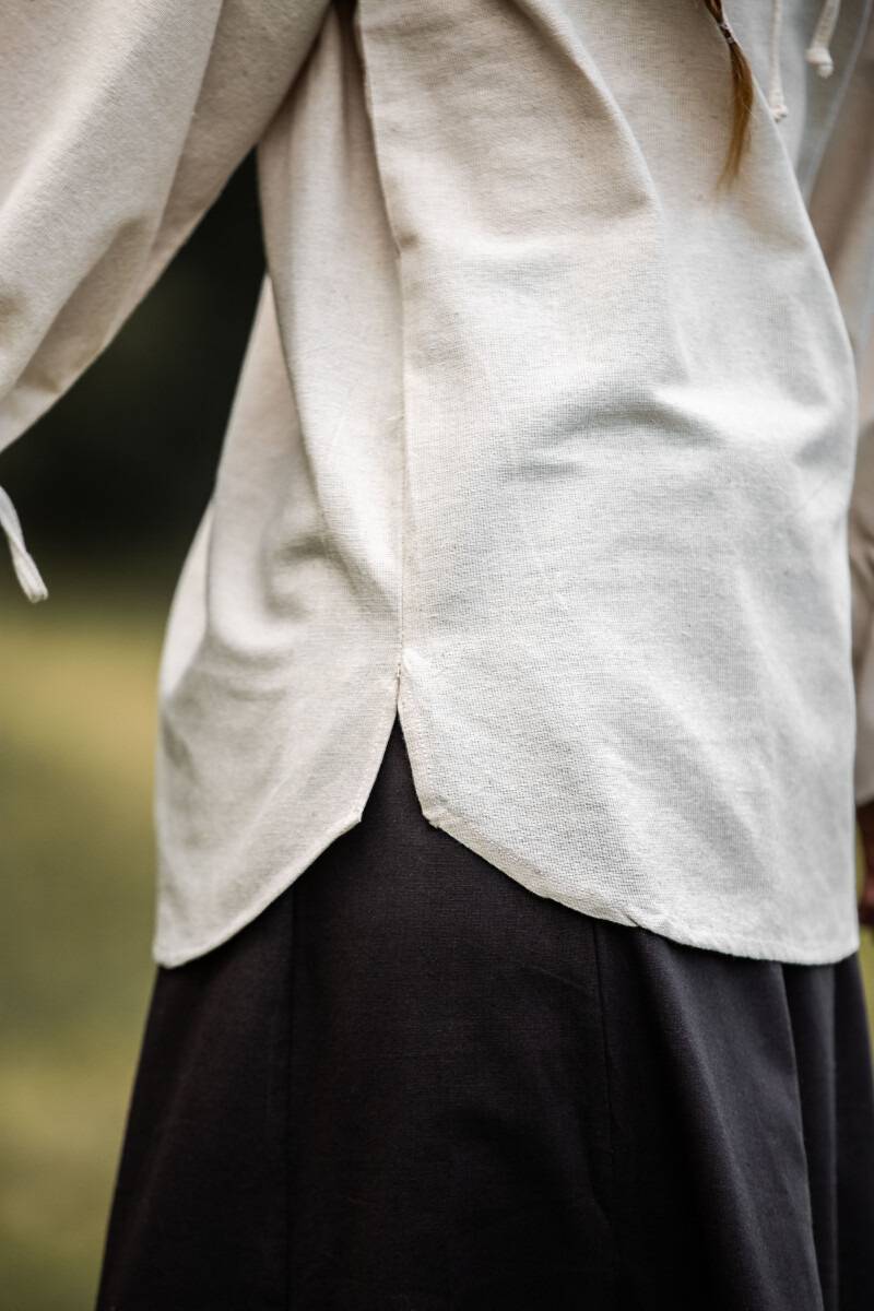 ​Middeleeuwse Dames Blouse in Natuurkleur