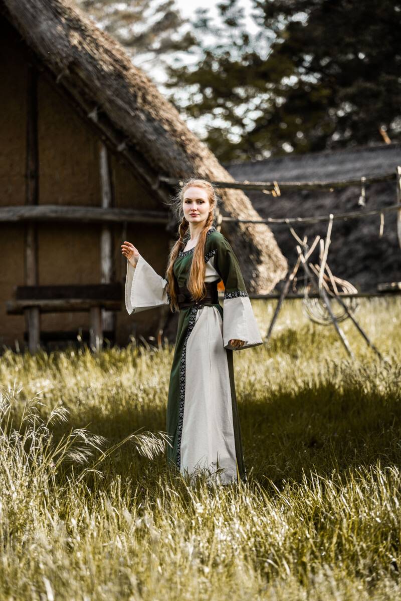 Mittelalterkleid Natur-Grun