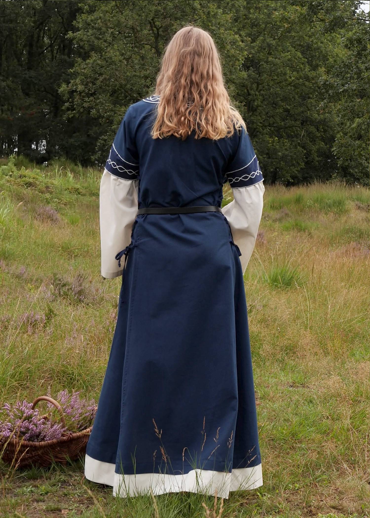Middeleeuwse Jurk in Blauw-Natuur 12e eeuws