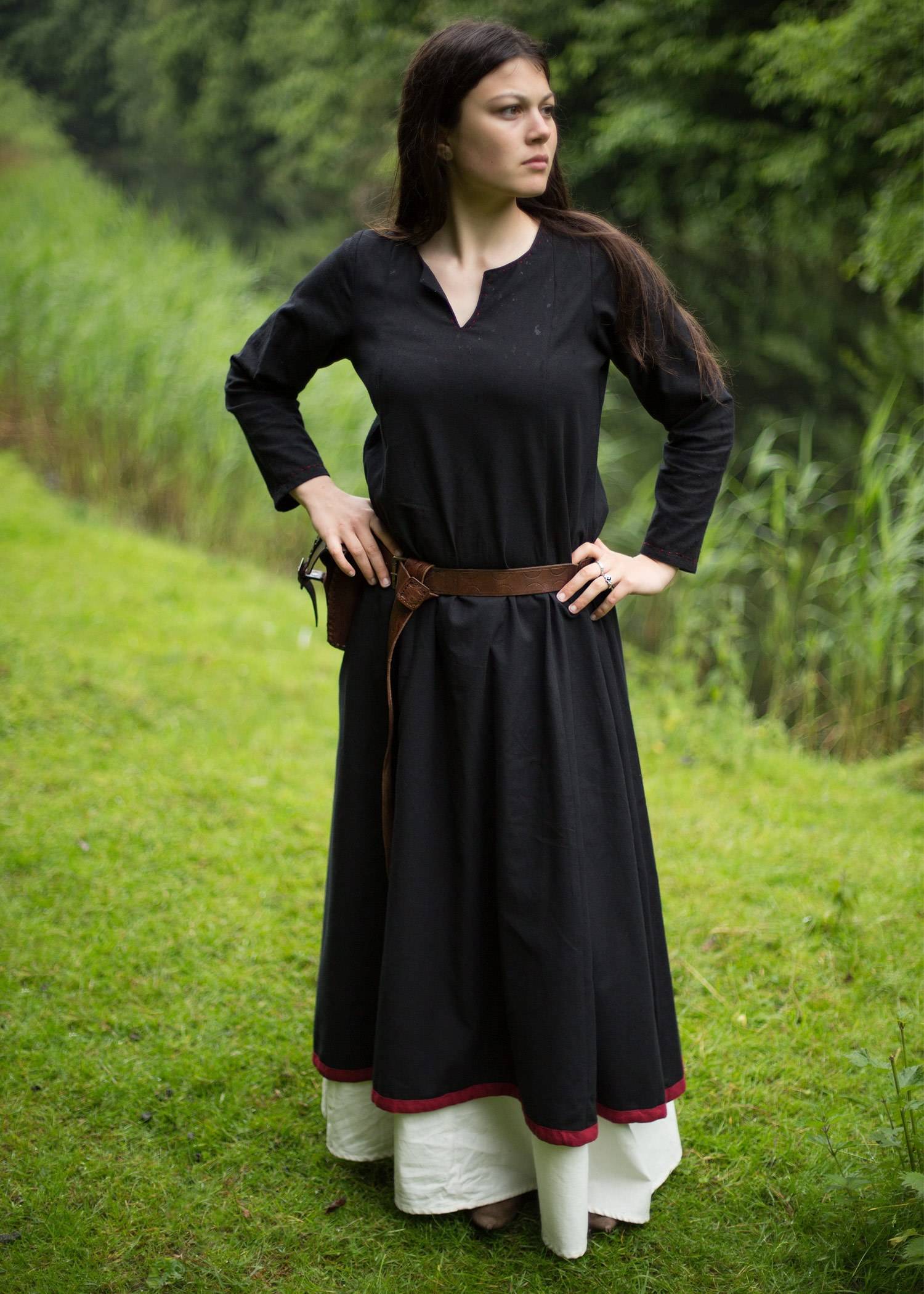Middeleeuwse Dames Overjurk Zwart/Rood