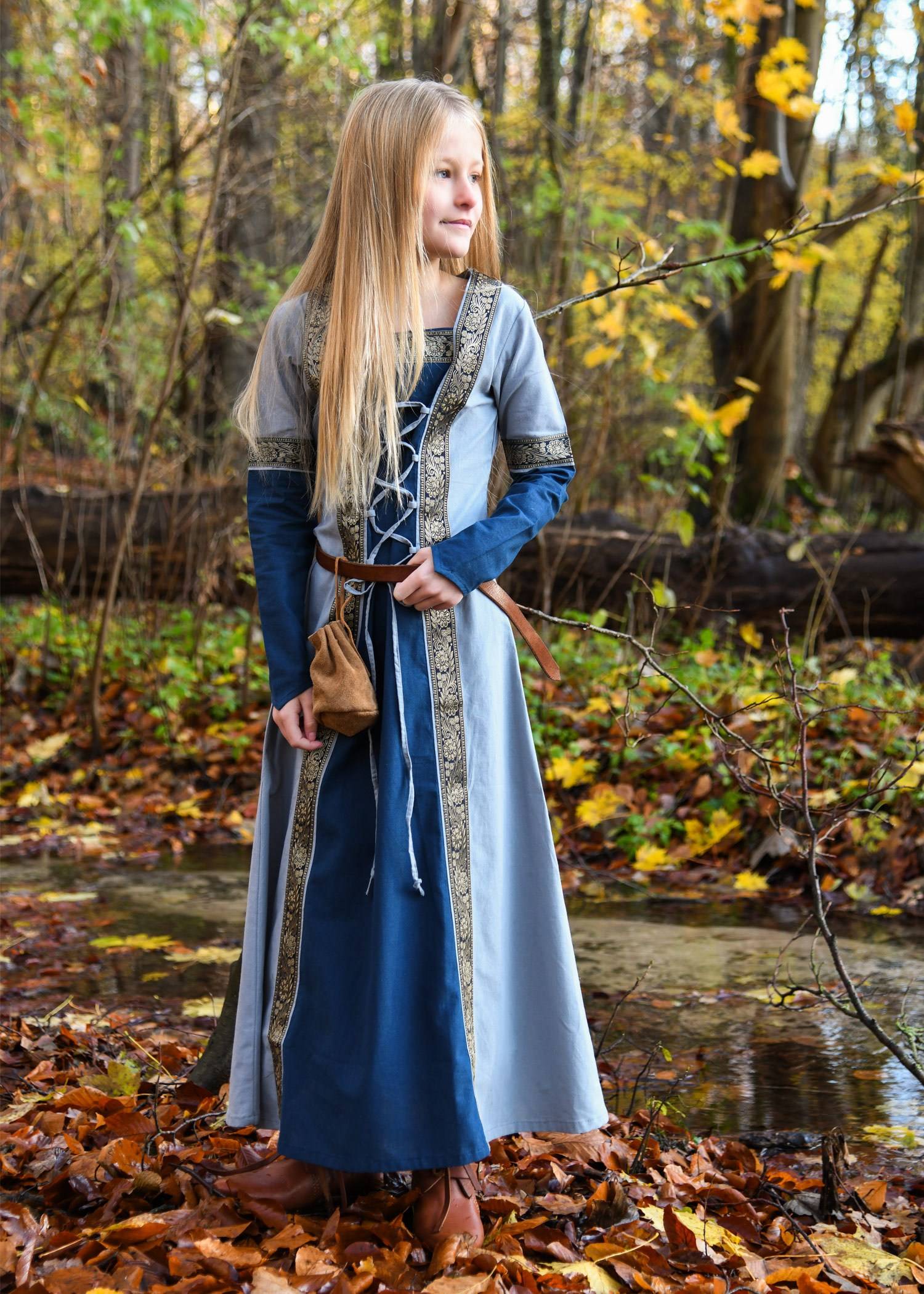 Middeleeuws Kinderjurkje in blauw
