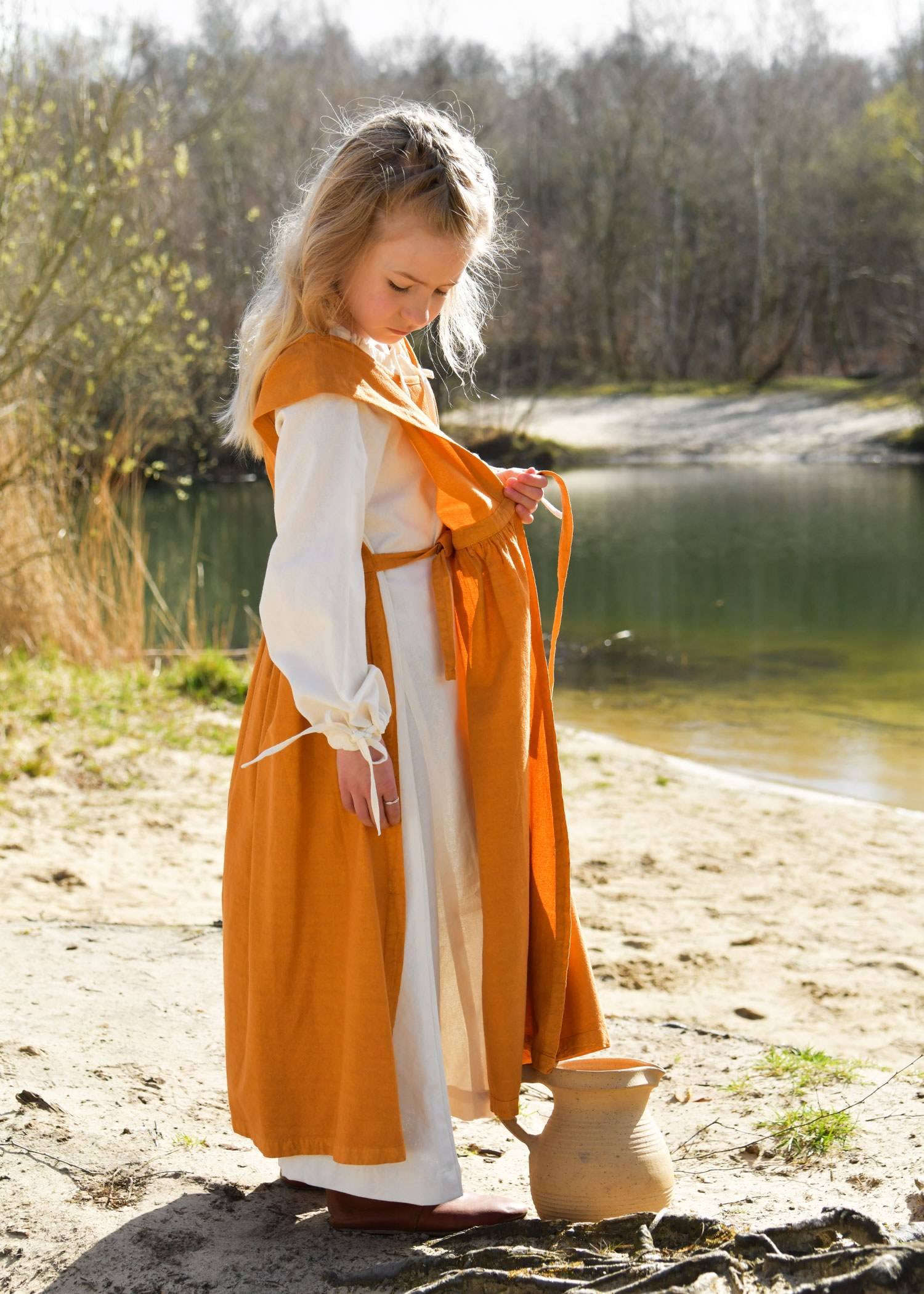 ​Kinder Mittelalter Kleid, Überkleid, senfgelb
