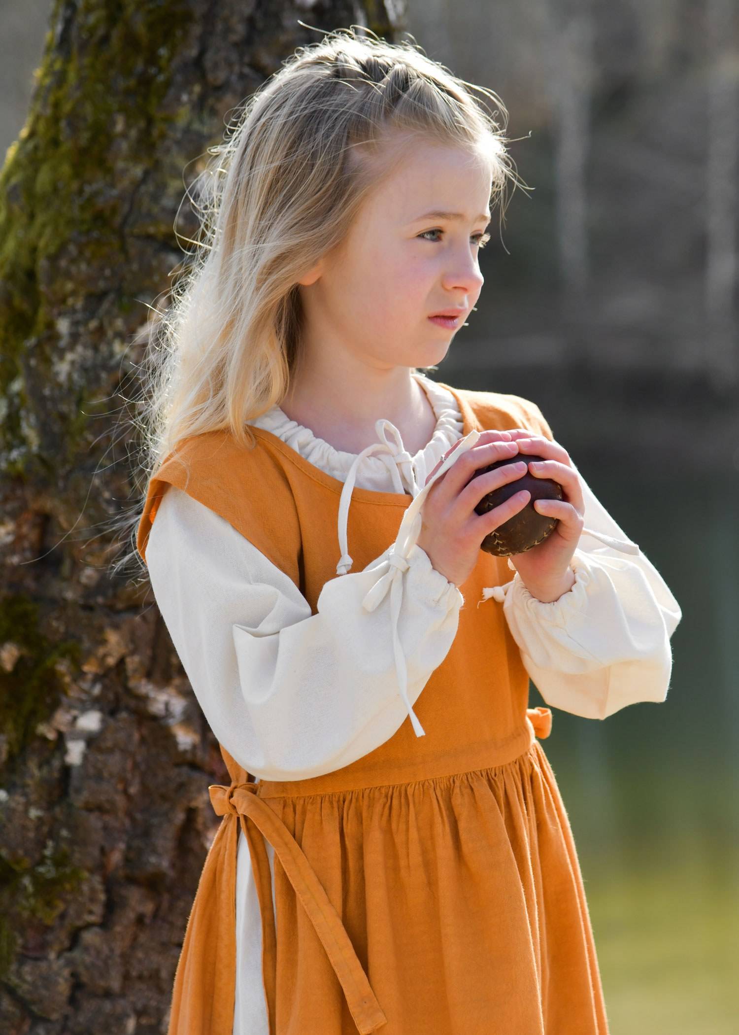 ​Kinder Mittelalter Kleid, Überkleid, senfgelb