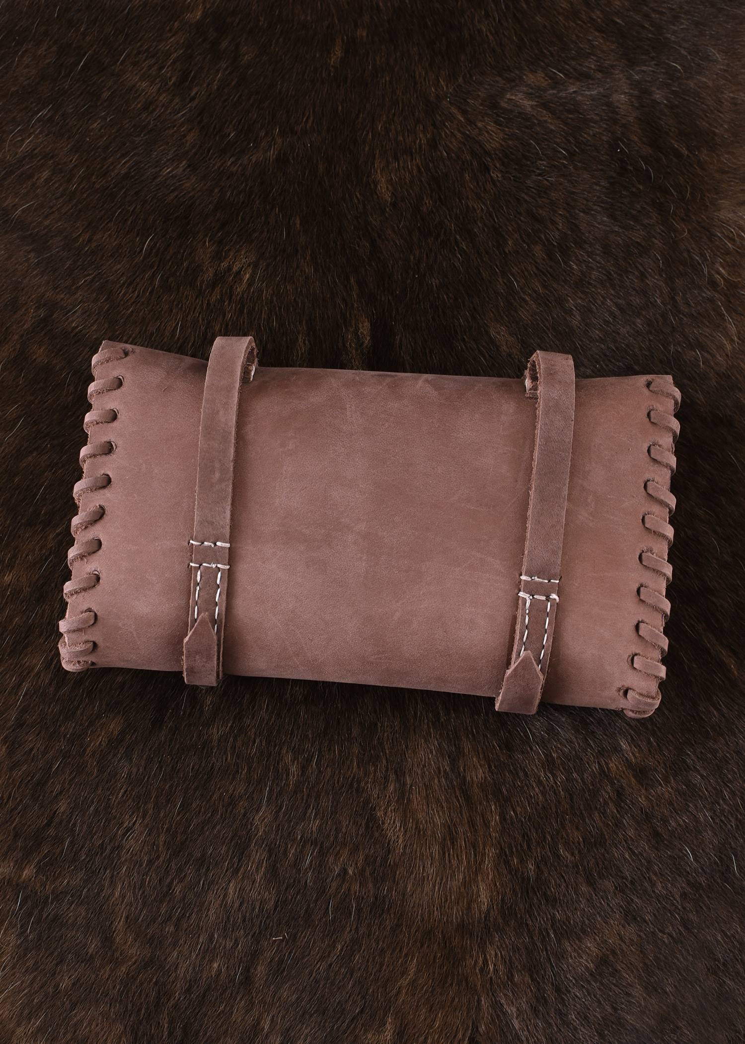 ​Mittelalter Ledertasche mit zwei Schnallen, mittelbraun