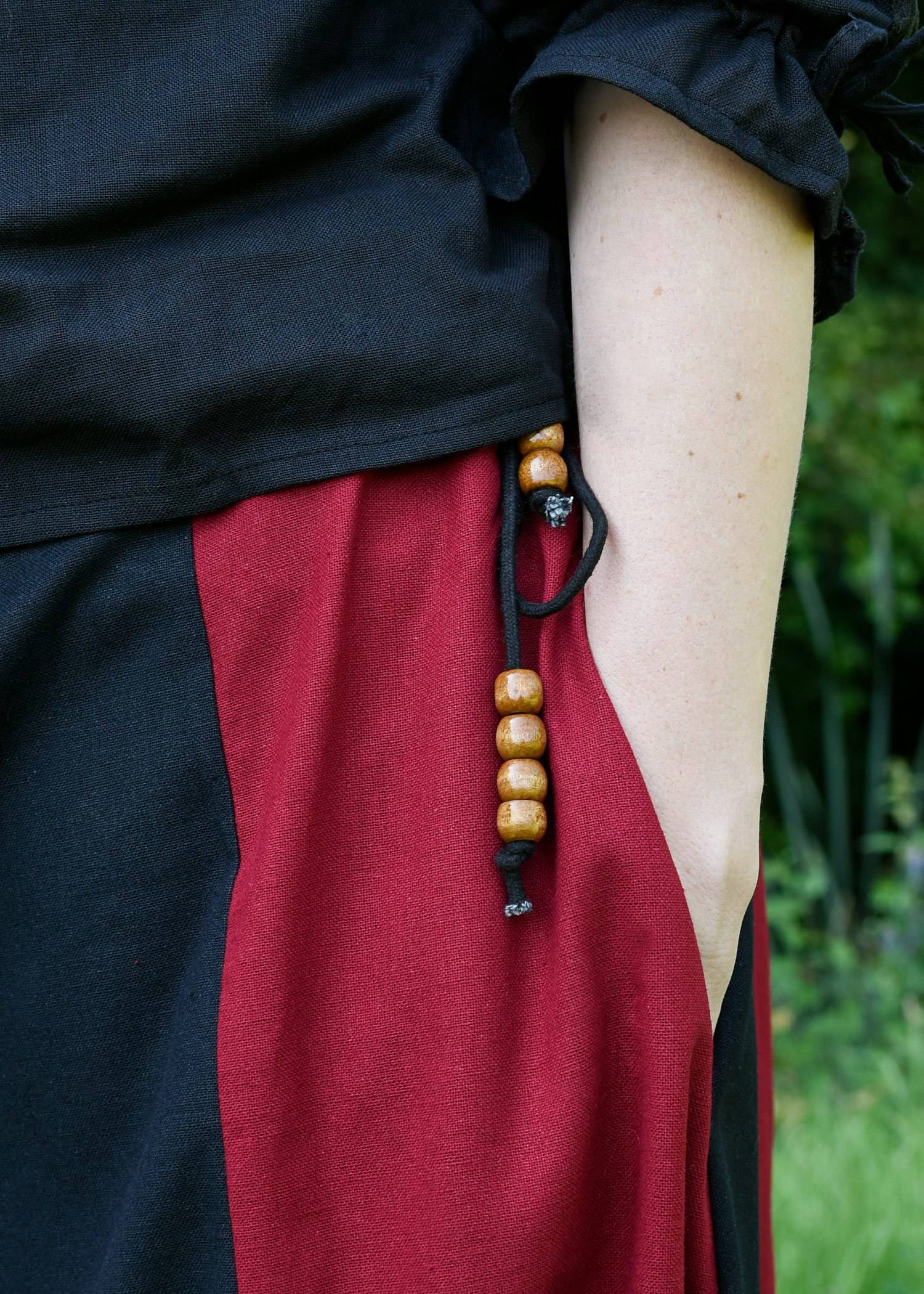 Middeleeuwse Rok, wijd uitlopend in Zwart/Rood