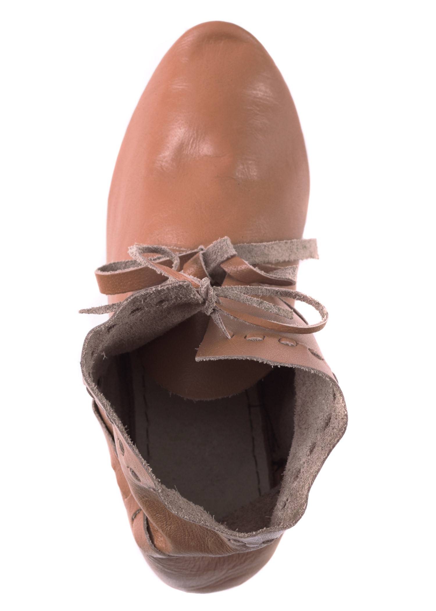Middeleeuwe Schoenen 1100-1400
