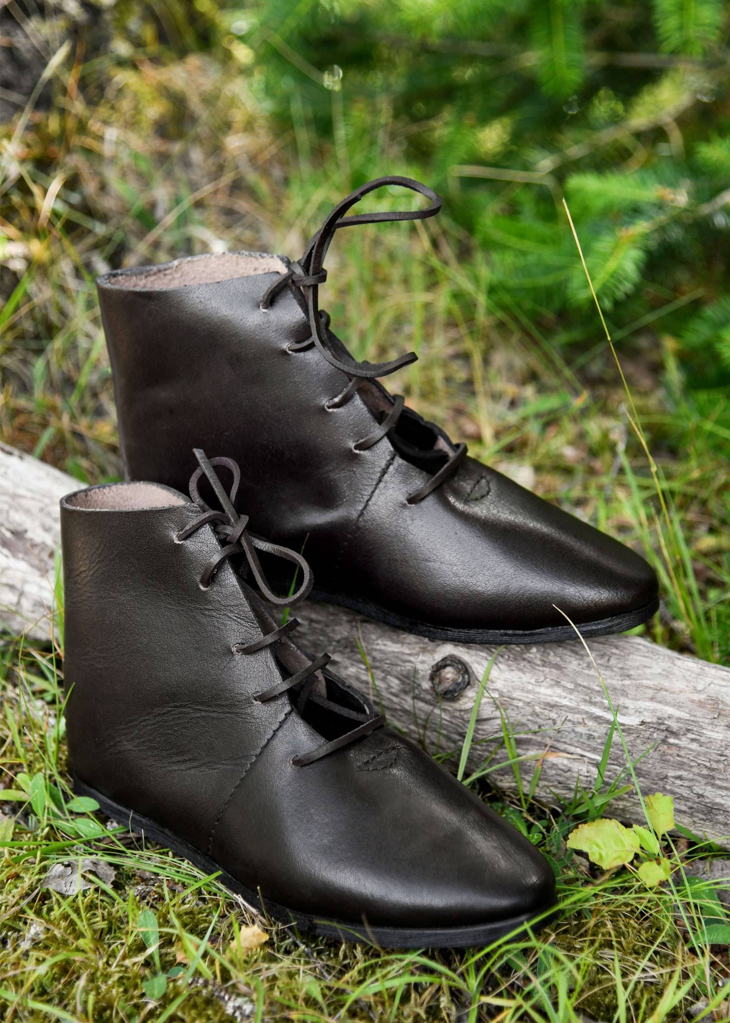 Middeleeuwse Veterschoenen, halfhoog