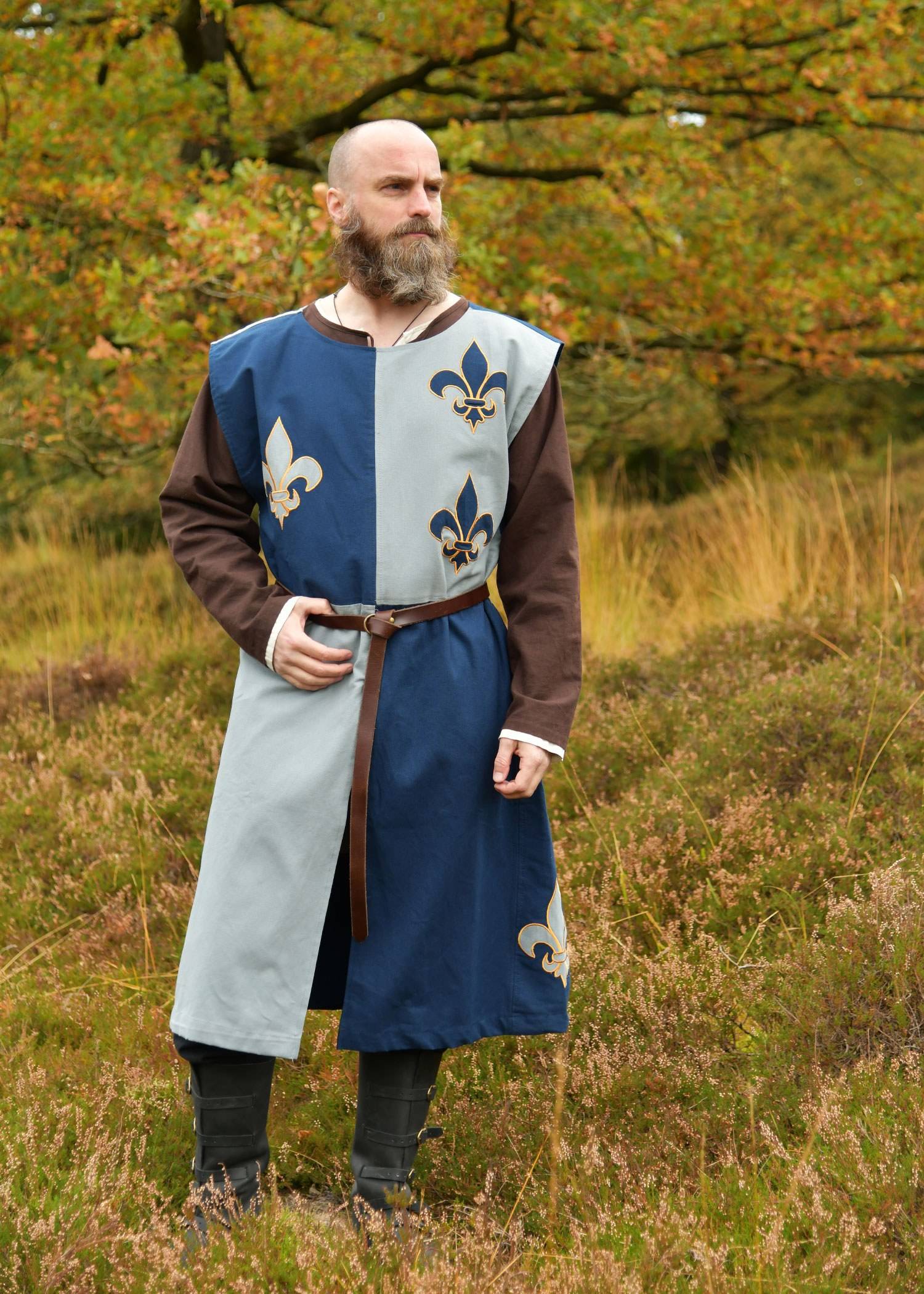Gevoerde Middeleeuwse Wapenrok​ met smaak, blauw