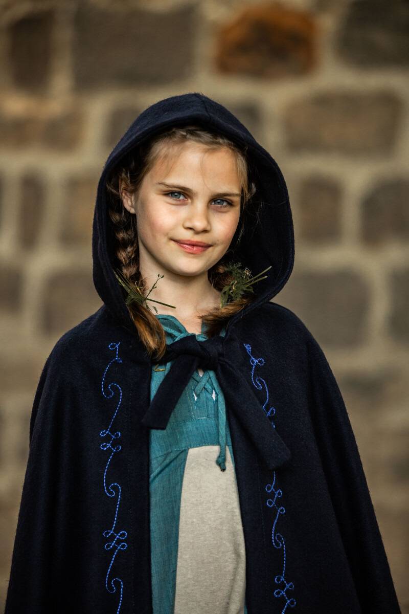 Middeleeuwse Wollen Grijze Jager Kindercape - Mantel in Blauw met lange capuchon en handbeschilderd, met borduurwerk