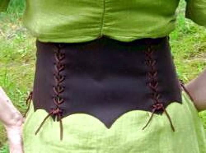 Middeleeuwse Brede Dames Korset Riem / Taille Riem
