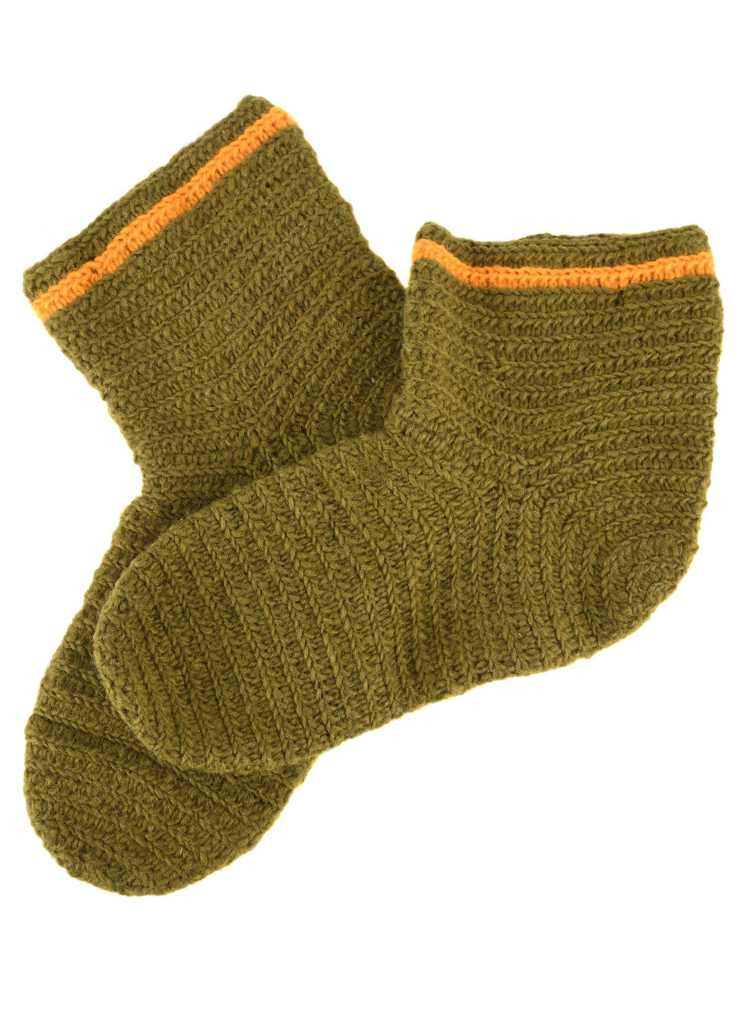 Gehäkelte Wikinger Wollsocken in grün-gelb