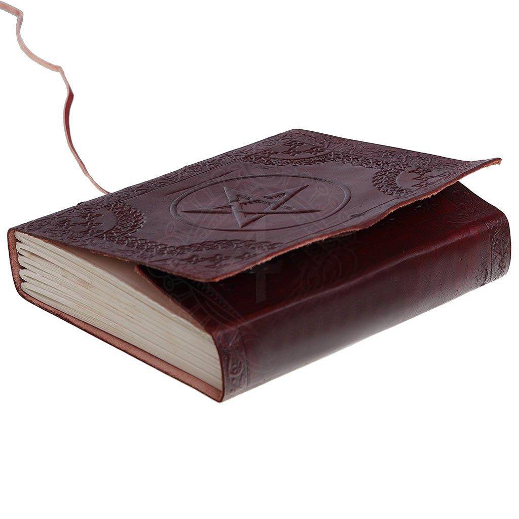 Lederboek met Pentagram