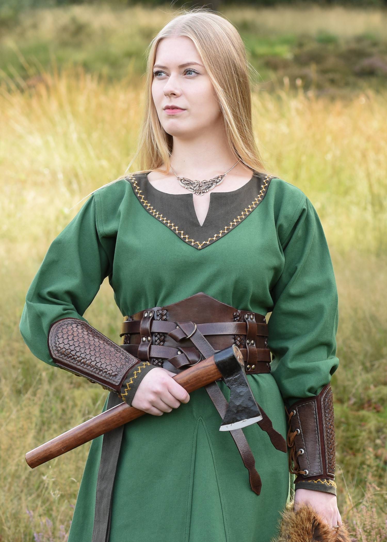 Leren Armbeschermers met reliëf en suède achterkant, set in bruin