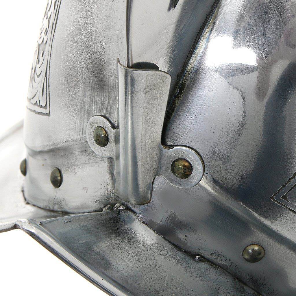 Spaanse Morion Helm 16e-17e eeuws gegraveerd
