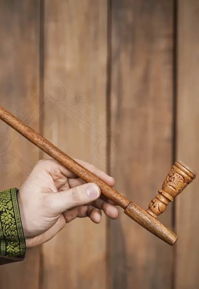 Lange "Churchwarden" tabakspijp, acaciahout, 17e-19e eeuws