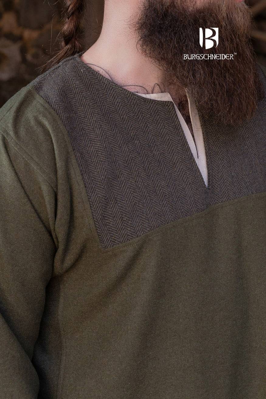 Vikingtuniek, Rus-tuniek 'Szimon' in olijfgroen