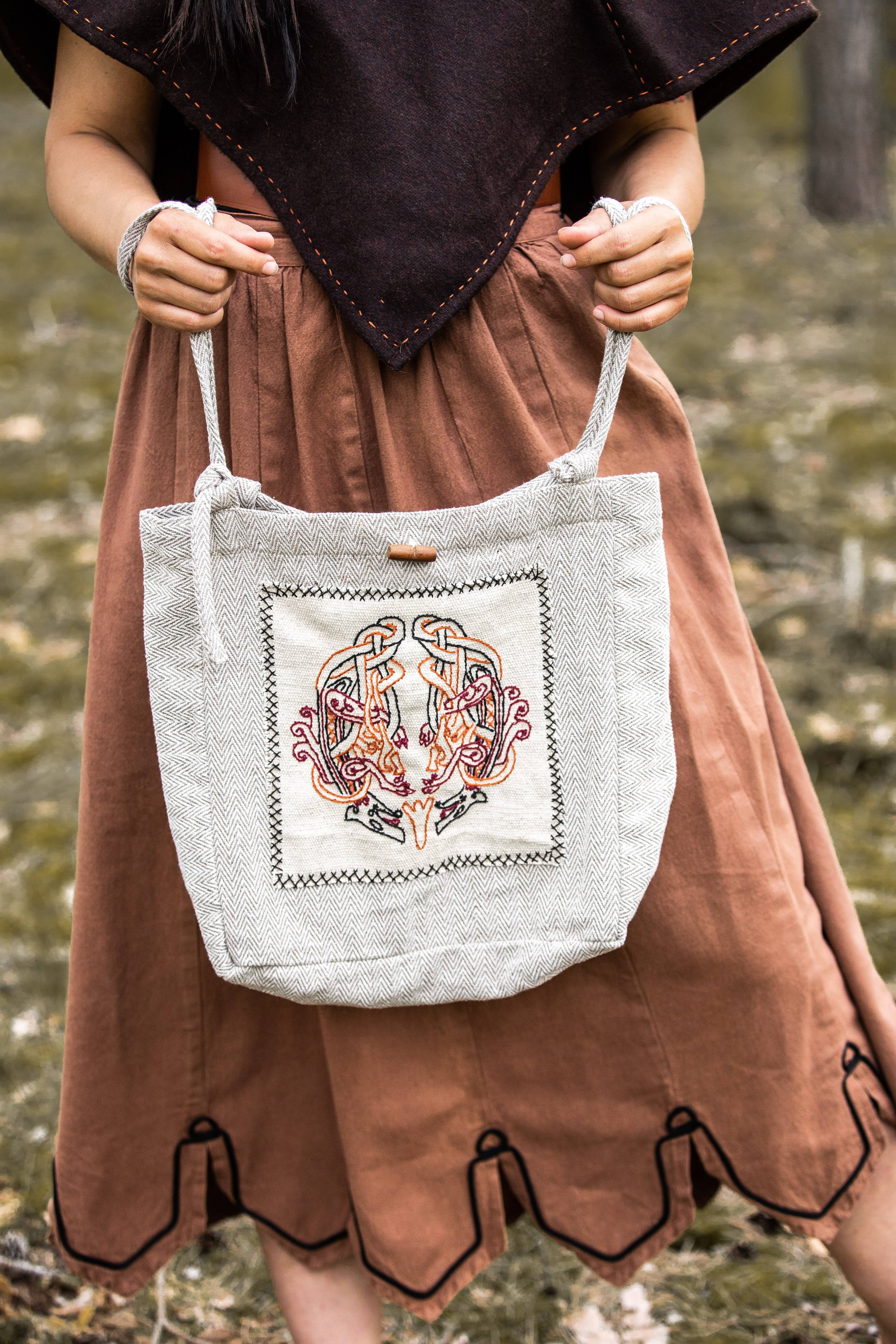 Schoudertas met Vikingborduurwerk